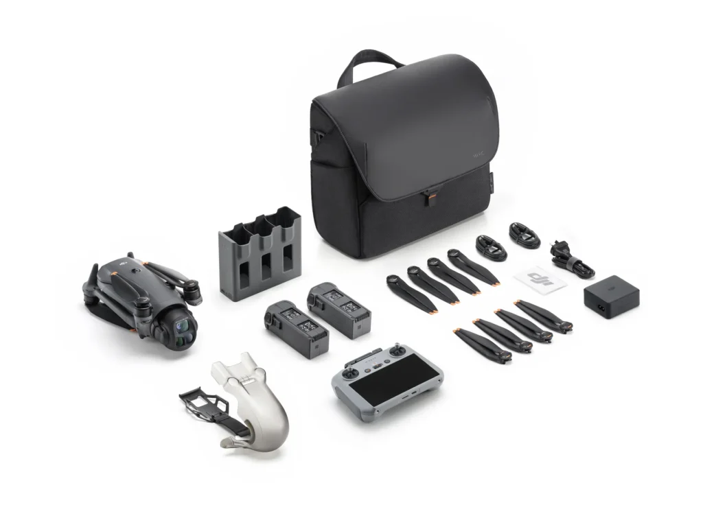 DJI Mavic 4 Pro Fly More Combo (DJI RC 2)_battery inserted.jpg