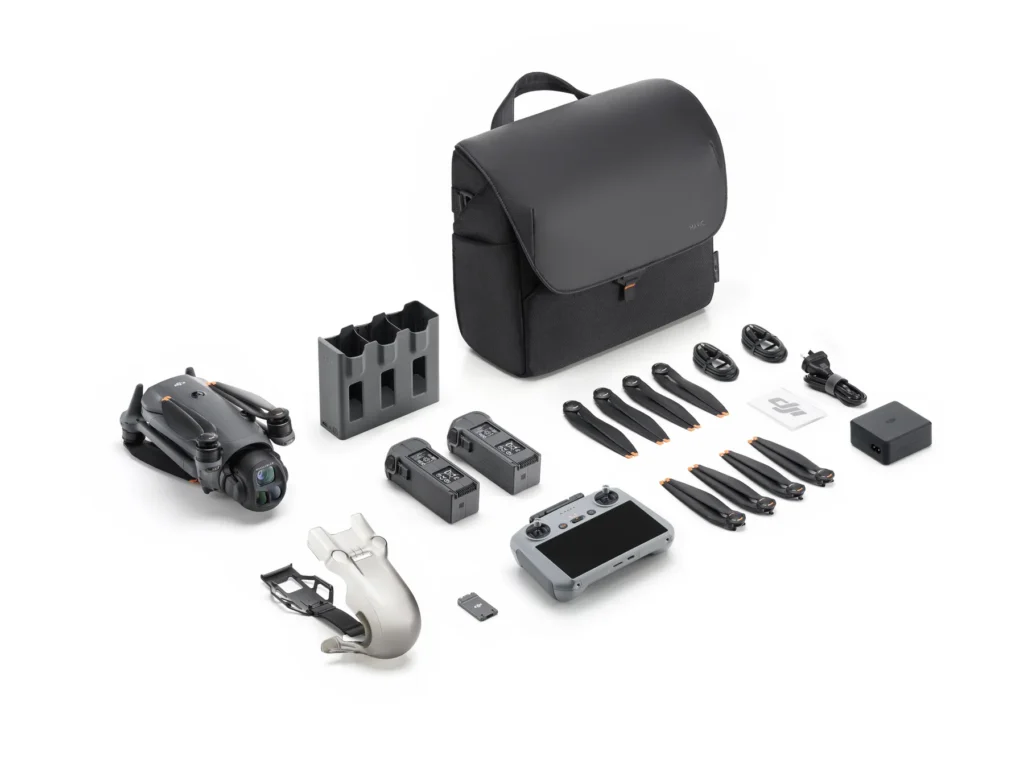 DJI Mavic 4 Pro Fly More Combo (DJI RC 2, Enhanced Transmission)_battery inserted.jpg