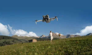 DJI MINI 5 PRO_Lifestyle KV_Summer Journey.jpg